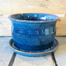 Load image into Gallery viewer, Lime Knot Deep Blue Pot
